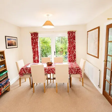Hill Cottage, With Garden And Fell Views, Dog Friendly Walks From The Door, Close To Bassenthwaite 度假居 *