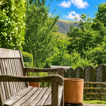 Hill Cottage, With Garden And Fell Views, Dog Friendly Walks From The Door, Close To Bassenthwaite